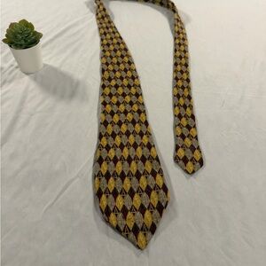 Ermenegildo Zegna Silk Tie Geometric Yello Red 4inW 60inL